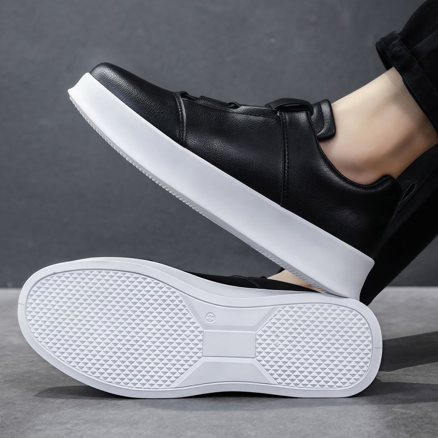 2025 New Arrival Trendy & Versatile Ultra Lightweight Comfortable Casual Men's Sneakers
